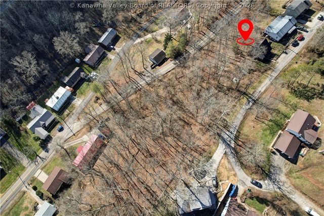 1052 Meadowview Lane, St Albans, WV 25177