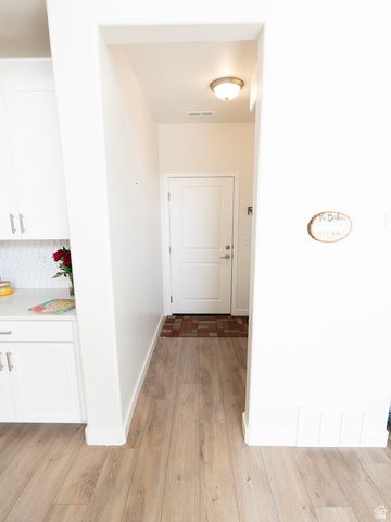 2537 2537 W. 3230, Syracuse, UT 84075