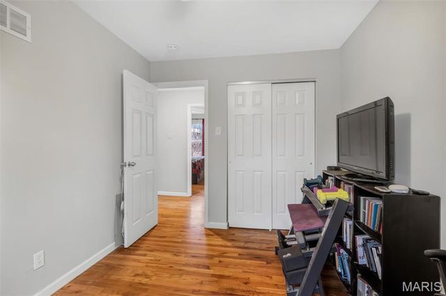 3426 Nebraska Avenue, St Louis, MO 63118