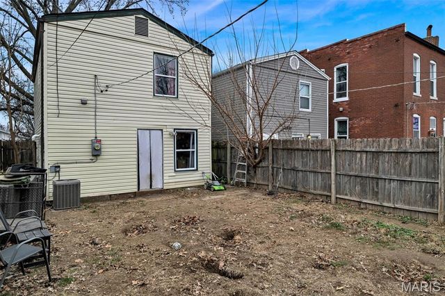 3426 Nebraska Avenue, St Louis, MO 63118