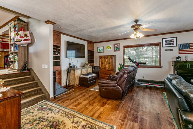 8701 S TEMPLE DR, West Jordan, UT 84088