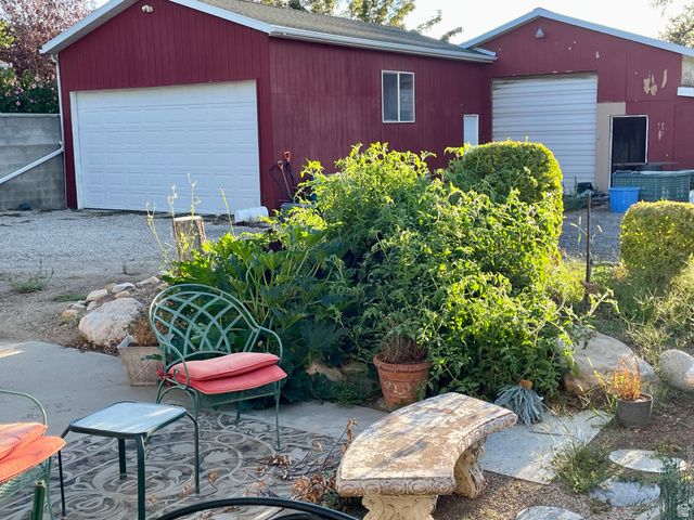 8701 S TEMPLE DR, West Jordan, UT 84088