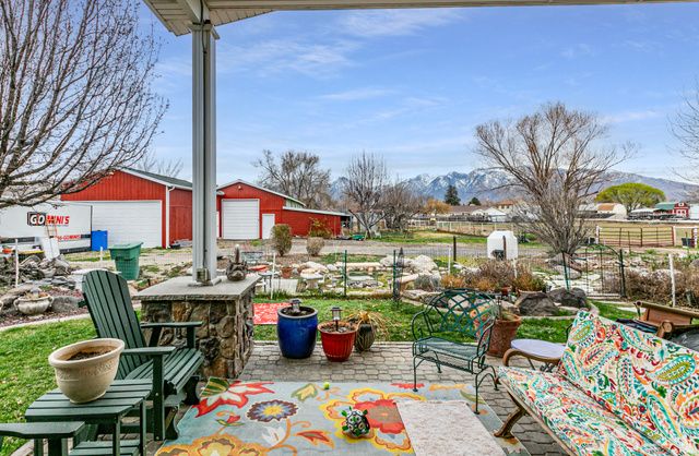 8701 S TEMPLE DR, West Jordan, UT 84088