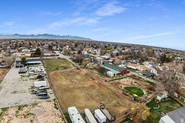 8701 S TEMPLE DR, West Jordan, UT 84088