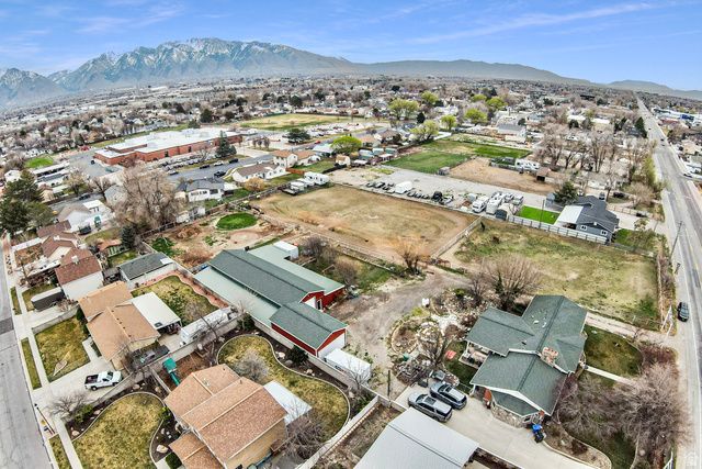 8701 S TEMPLE DR, West Jordan, UT 84088