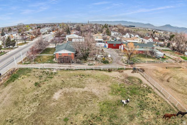 8701 S TEMPLE DR, West Jordan, UT 84088