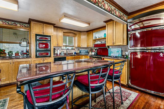 8701 S TEMPLE DR, West Jordan, UT 84088