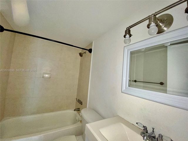 1805 Sans Souci Blvd 419, North Miami, FL 33181