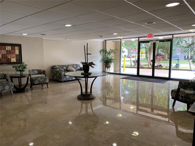 1805 Sans Souci Blvd 419, North Miami, FL 33181