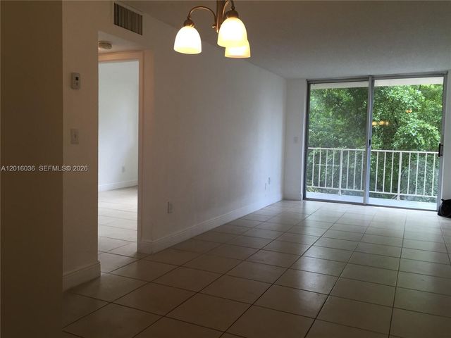 1805 Sans Souci Blvd 419, North Miami, FL 33181