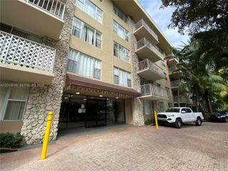 1805 Sans Souci Blvd 419, North Miami, FL 33181