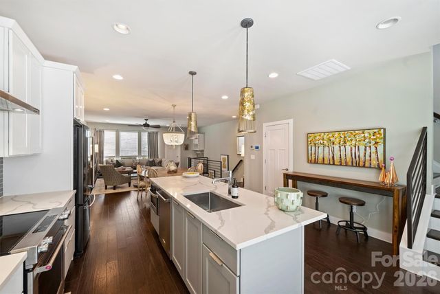 1531 Duckworth Avenue, Charlotte, NC 28208