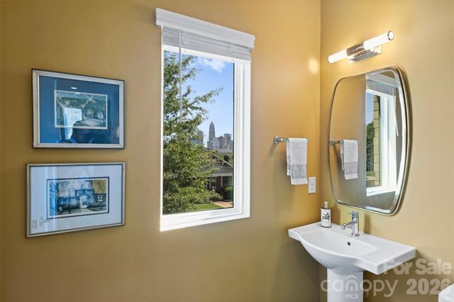 1531 Duckworth Avenue, Charlotte, NC 28208