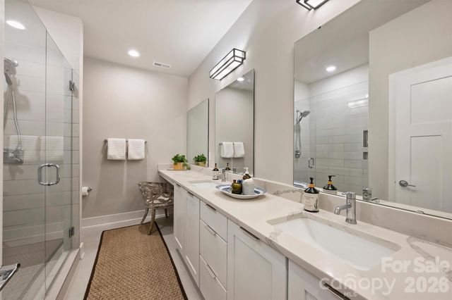1531 Duckworth Avenue, Charlotte, NC 28208
