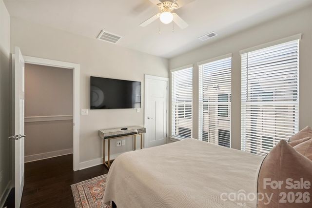 1531 Duckworth Avenue, Charlotte, NC 28208