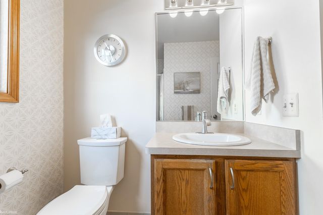 15341 Pebble Pointe Drive, Clinton Twp, MI 48038
