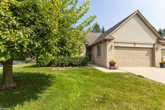 15341 Pebble Pointe Drive, Clinton Twp, MI 48038