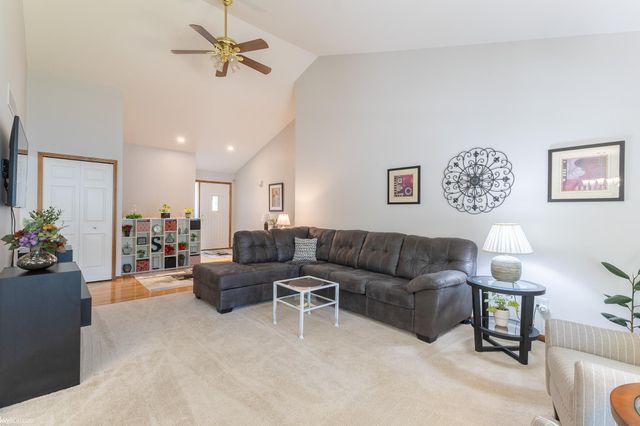 15341 Pebble Pointe Drive, Clinton Twp, MI 48038