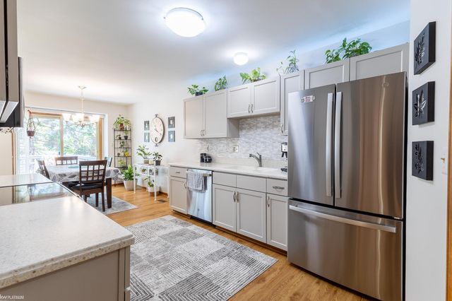 15341 Pebble Pointe Drive, Clinton Twp, MI 48038