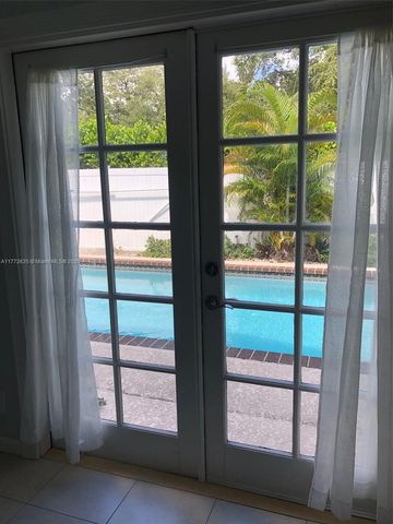1494 SW 32nd Ct, Fort Lauderdale, FL 33315