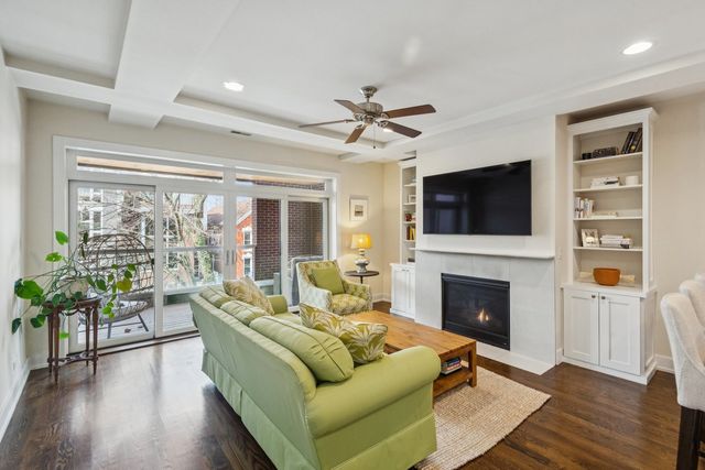 1011 N WOLCOTT Avenue 2N, Chicago, IL 60622