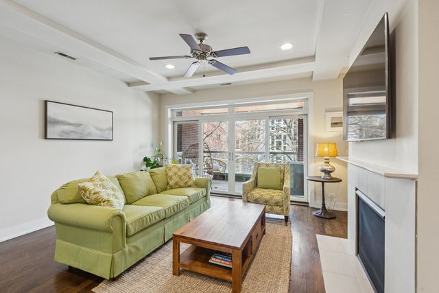 1011 N WOLCOTT Avenue 2N, Chicago, IL 60622