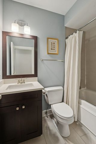 1011 N WOLCOTT Avenue 2N, Chicago, IL 60622