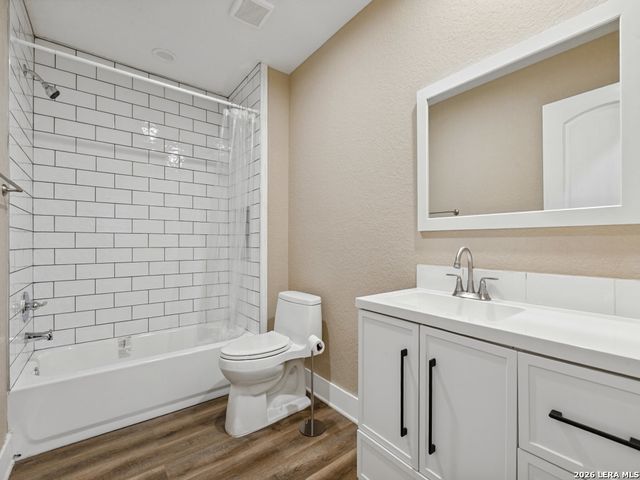 159 N San Gabriel, San Antonio, TX 78237