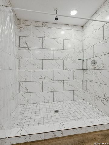 159 N San Gabriel, San Antonio, TX 78237