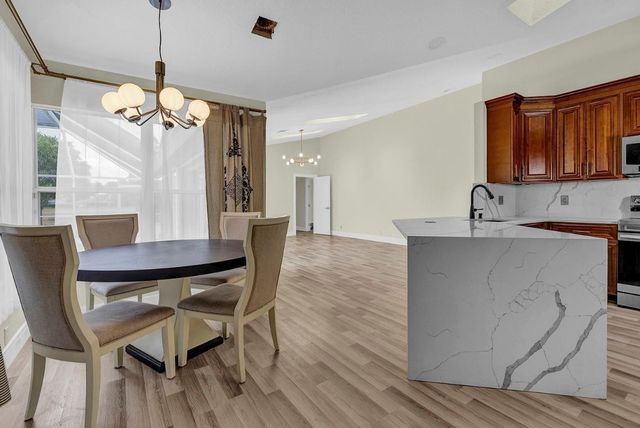 1656 Grantham Drive, Wellington, FL 33414