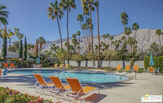 1111 E Ramon Road 13, Palm Springs, CA 92264
