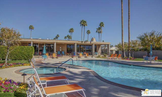 1111 E Ramon Road 13, Palm Springs, CA 92264