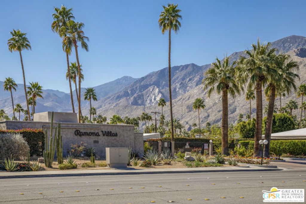 1111 E Ramon Road 13, Palm Springs, CA 92264
