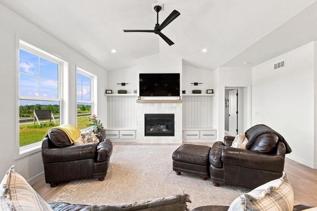 1314 Spahn Drive, Waunakee, WI 53597