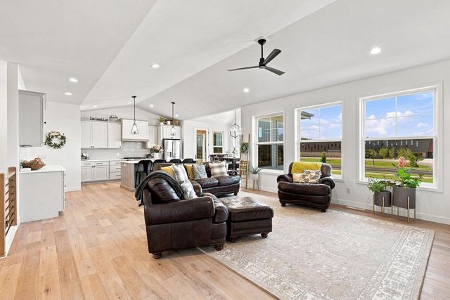 1314 Spahn Drive, Waunakee, WI 53597