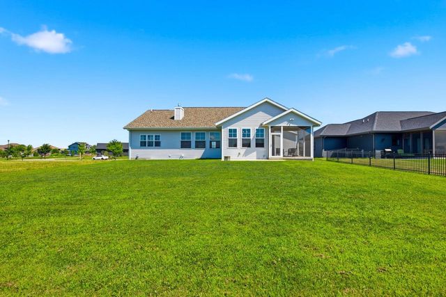 1314 Spahn Drive, Waunakee, WI 53597