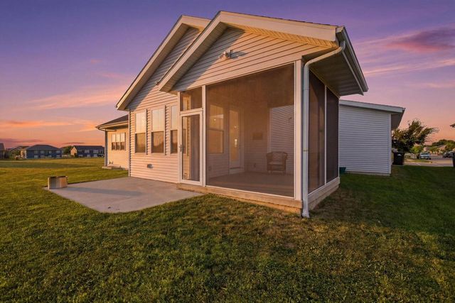 1314 Spahn Drive, Waunakee, WI 53597