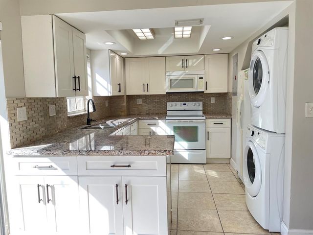 12366 SW 51st Place, Cooper City, FL 33330