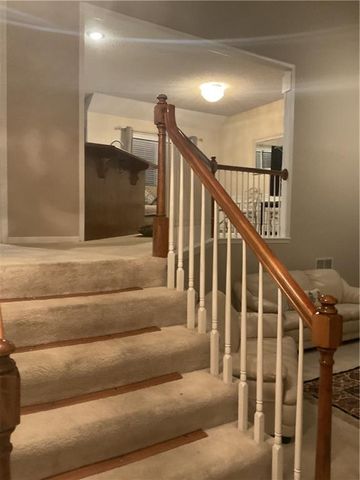 10126 N Highland Terrace, Kansas City, MO 64155