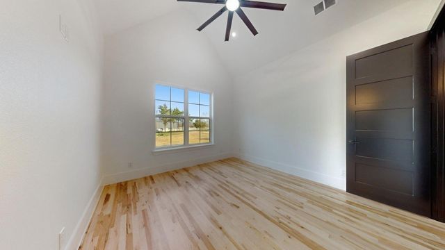 1860 Old Telico Road, Ennis, TX 75119