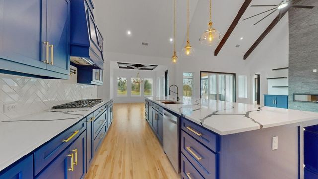 1860 Old Telico Road, Ennis, TX 75119