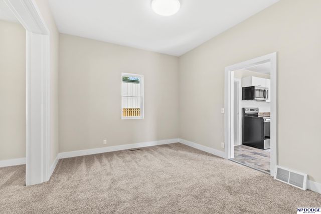 329 E 2nd Street, Fremont, NE 68025
