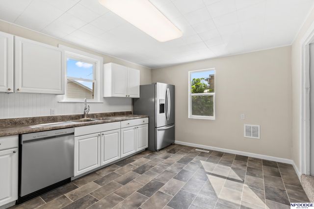 329 E 2nd Street, Fremont, NE 68025