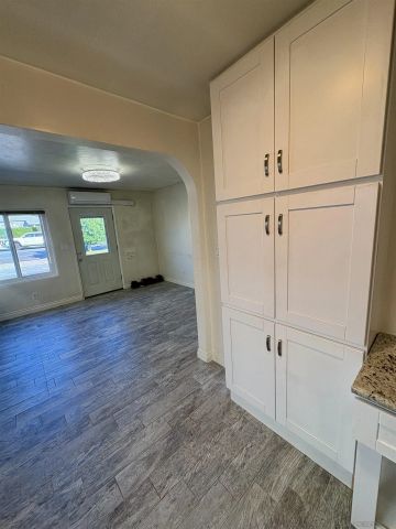 1967 Diamond, San Diego, CA 92109