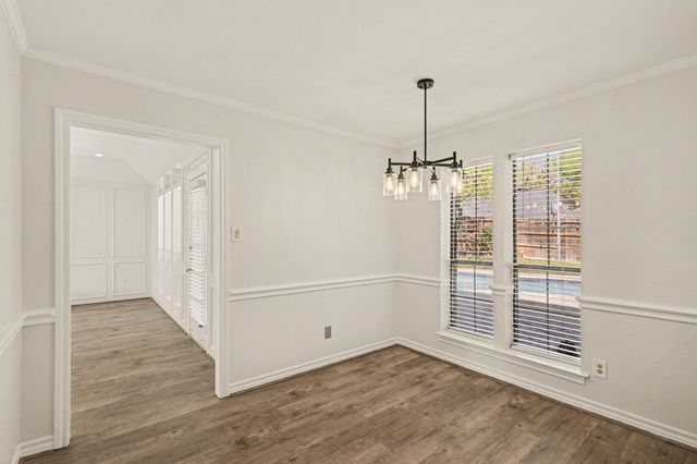 2428 Stonegate Drive N, Bedford, TX 76021