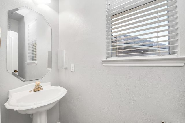 2906 Windysage Court, Missouri City, TX 77459