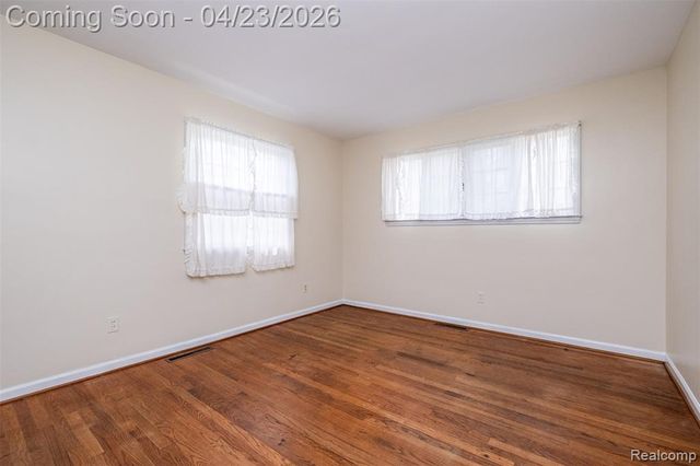 1895 West Bend Drive, Bloomfield Hills, MI 48302