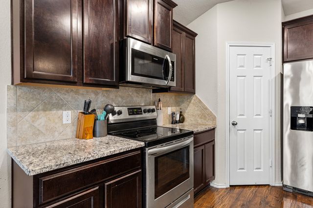 11233 Buzzard Gulch Drive, Waco, TX 76708