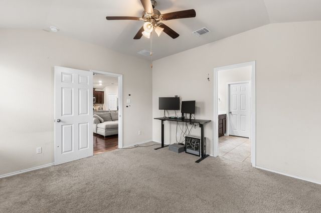 11233 Buzzard Gulch Drive, Waco, TX 76708