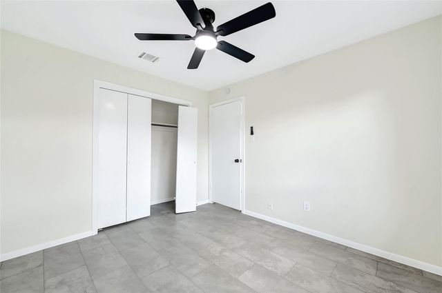 8726 Wildforest Drive, Houston, TX 77088